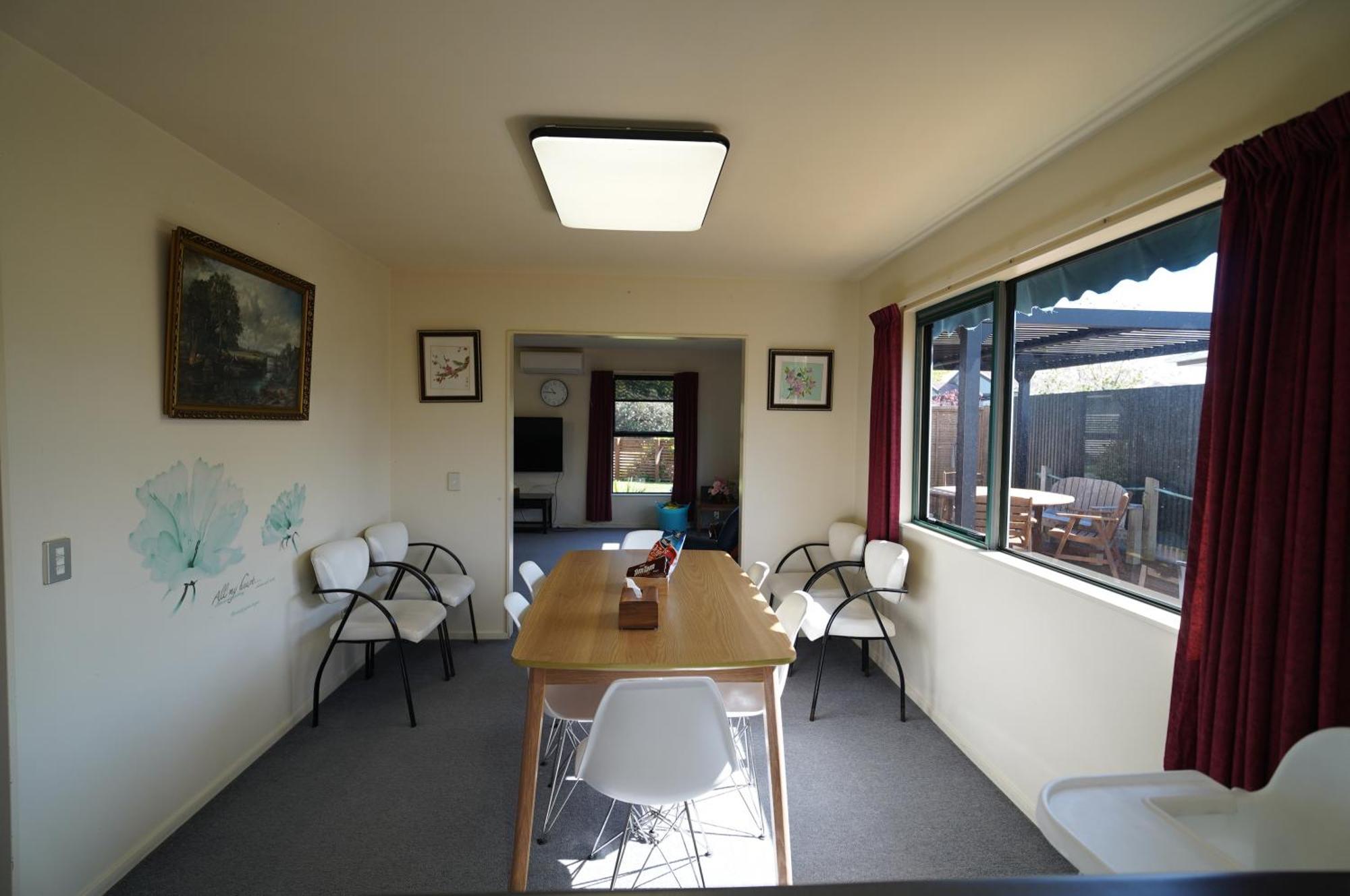Atarau Grove Holiday House Парапарауму Екстериор снимка