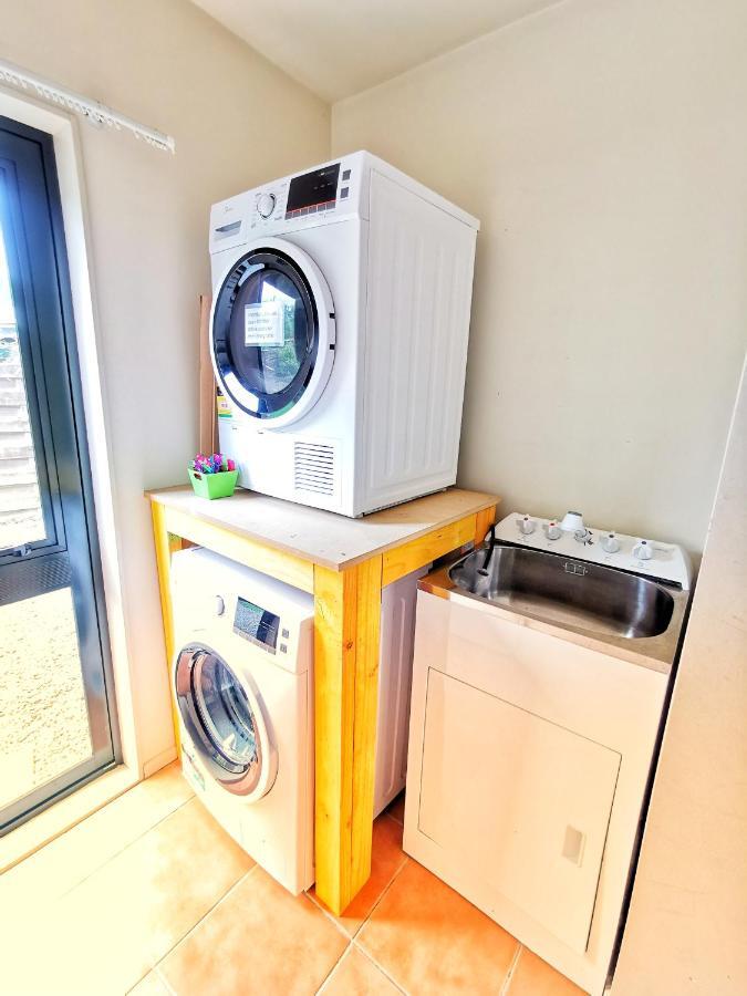 Atarau Grove Holiday House Парапарауму Екстериор снимка